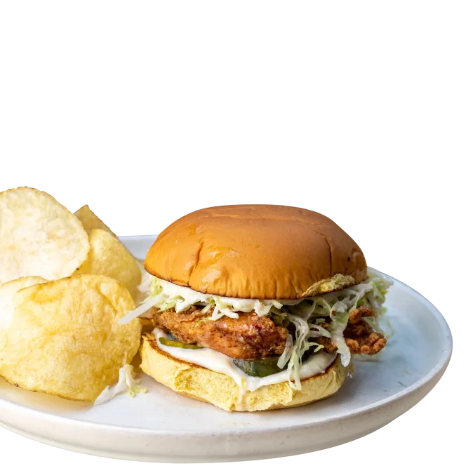 Pinthouse brewing fried chicken sandwich chips